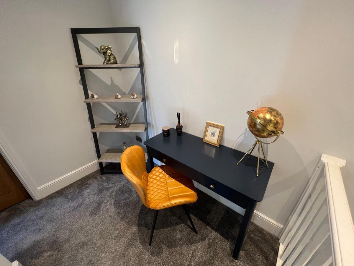 Luxury 2 Bed Apartment Great Location Stoke-on-Trent Εξωτερικό φωτογραφία