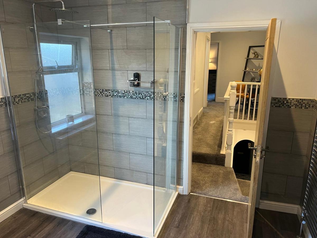Luxury 2 Bed Apartment Great Location Stoke-on-Trent Εξωτερικό φωτογραφία