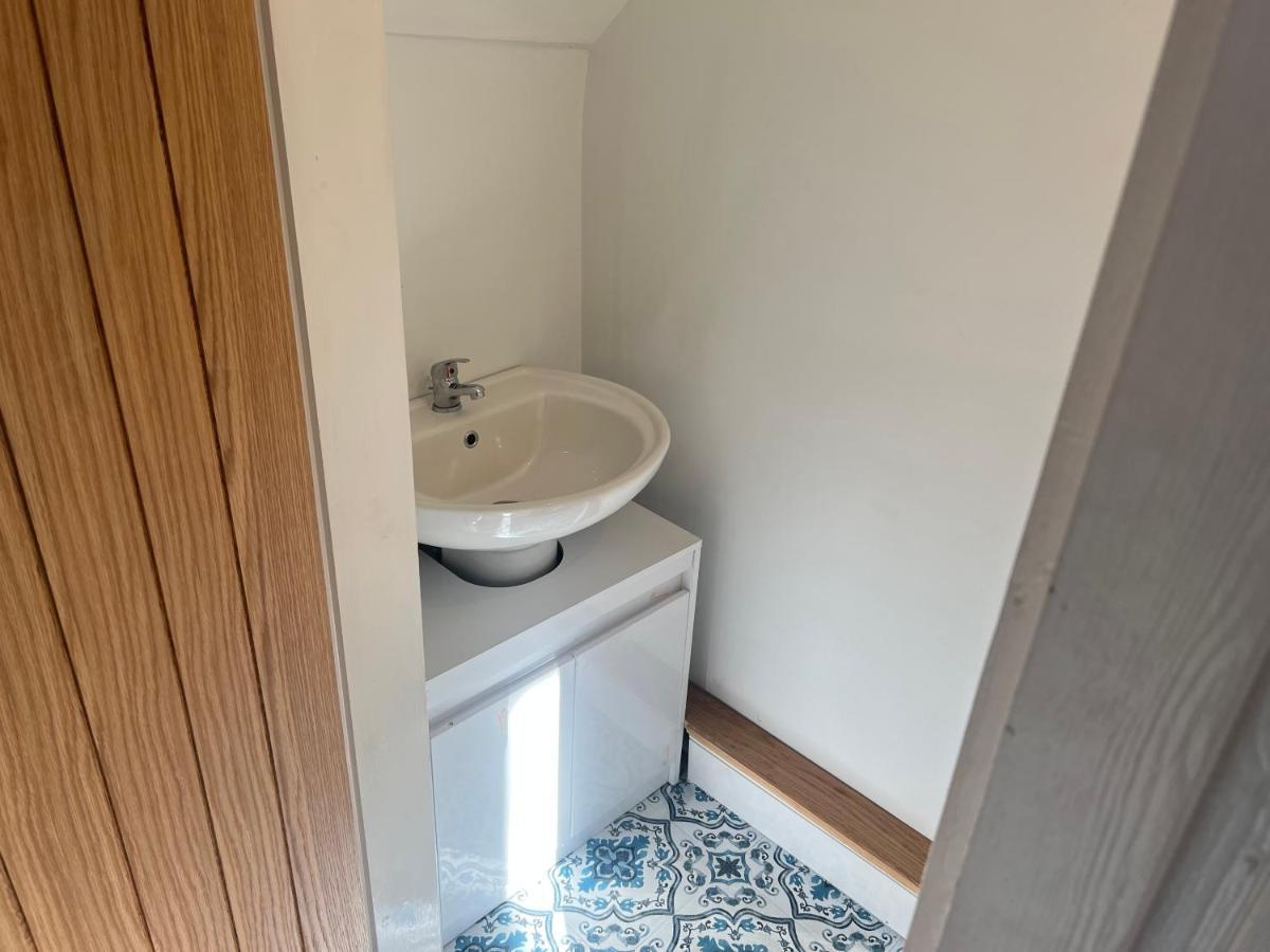 Luxury 2 Bed Apartment Great Location Stoke-on-Trent Εξωτερικό φωτογραφία